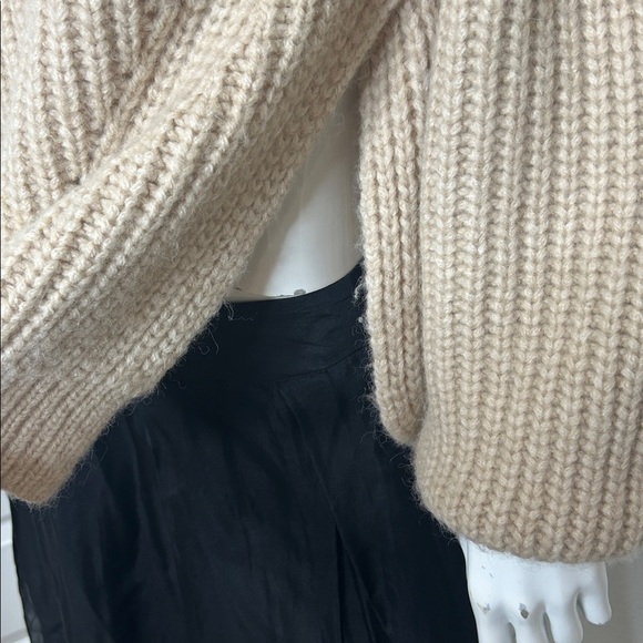 Ulla Johnson Cream Raquel Hand-knit Crewneck Sweater - Picture 4 of 11